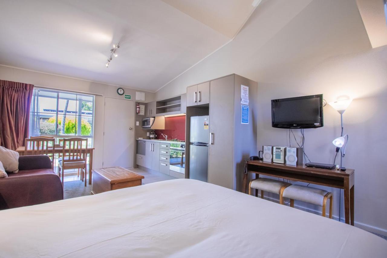 Turangi Leisure Lodge Ngoại thất bức ảnh